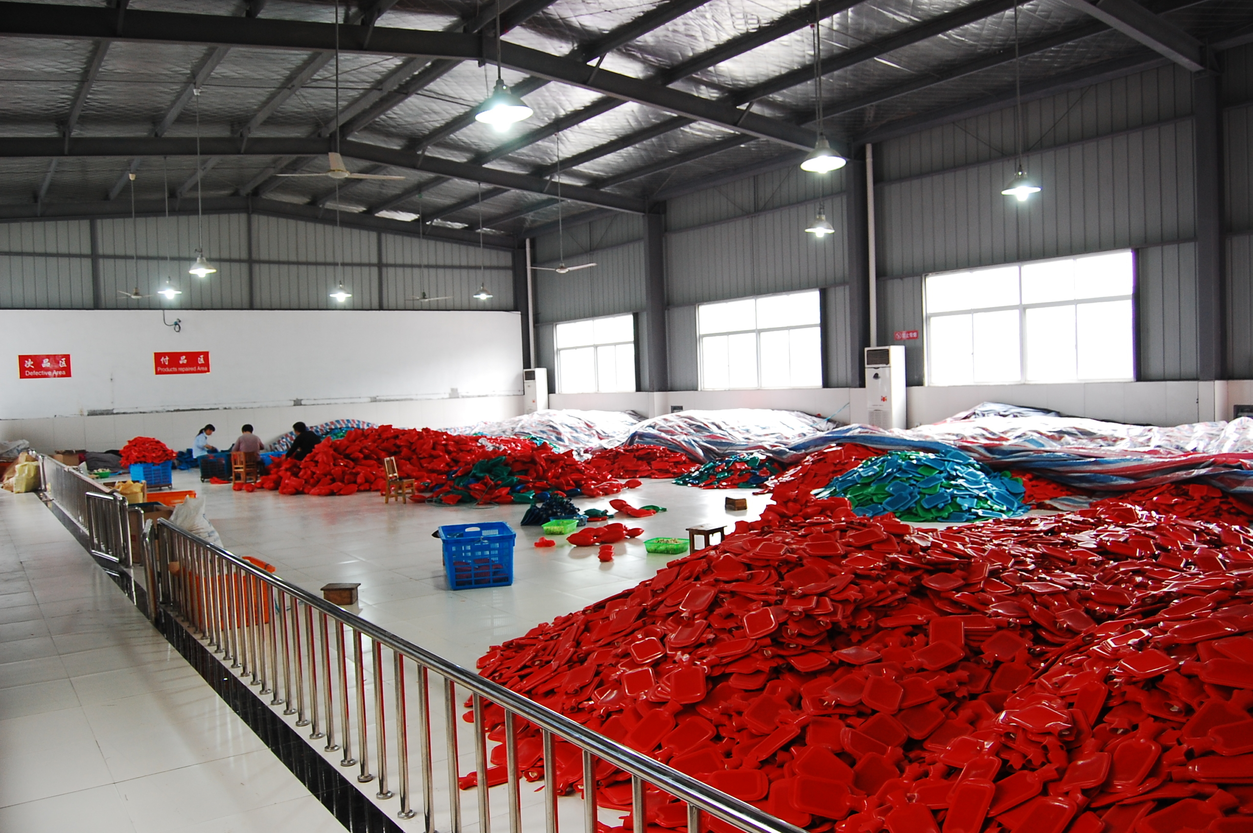 rubber hot water bag factory